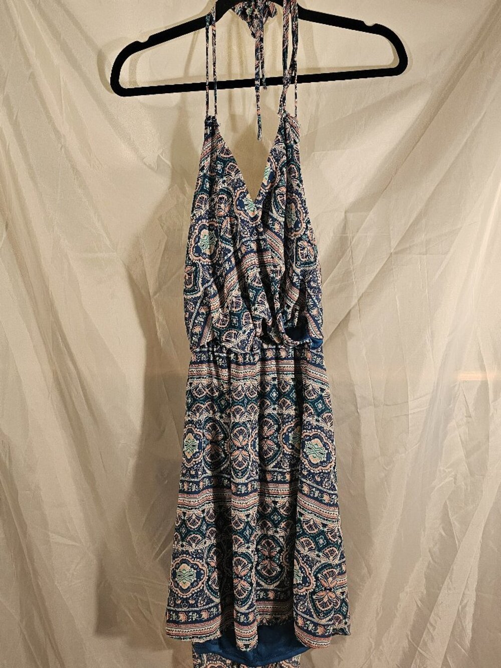 Charlotte Russe pretty halter dress. Size XL.